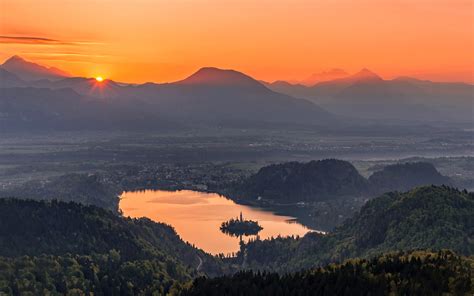 Dreamy Pixel Beautiful Bled Lake At Sunrise Light Dreamy Pixel