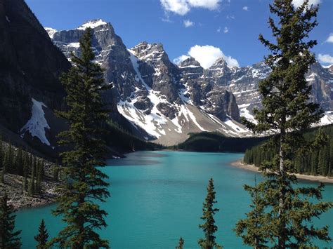 Moraine Lake Lodge Alberta Canada One Of Top 10 Views
