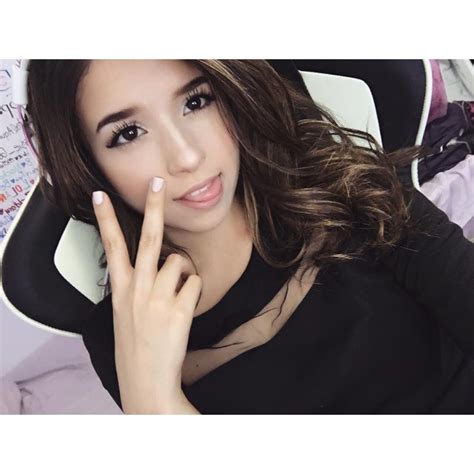 Pokimane Cute Pictures 106 Pics Sexy Youtubers