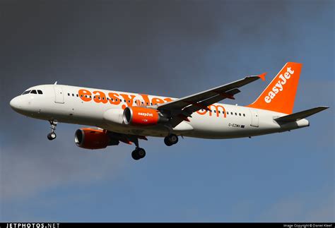 G Ezwh Airbus A320 214 Easyjet Dakl Photography Jetphotos