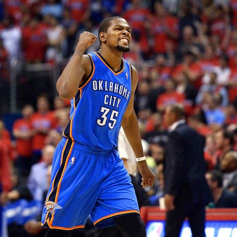 Kevin Durant Of Oklahoma City Thunder Stays With Nike After Shoe Company Matches Under Armour Offer