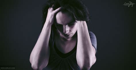 8 Fundamental Behaviors Of People Who Are Silently Depressed Curejoy