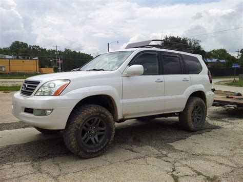 The newest member of the land cruiser is the fj cruiser.  IMG | Lexus gx, Lexus gx470, Offroad vehicles