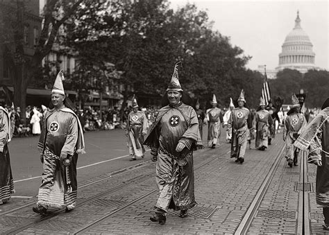 Vintage Photos Of Ku Klux Klan Parade In 1920s Monovisions