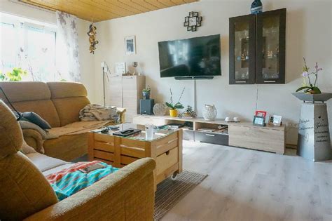 Weil viele durch zahlungssäumige mieter misstrauisch geworden sind, sollte man sich auf ein umfangreiches interview durch den vermieter einstellen, wenn man in ennepetal immobilien mieten. 4 Zimmer Wohnung in Ennepetal - Heide- Ideale Lage auf ...