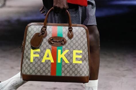 Mau Punya Koleksi Fashion 'Asli Tapi Palsu' dari Gucci ...