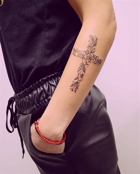 Top 79 Best Outer Forearm Tattoo Ideas - [2021 Inspiration Guide] | Outer forearm tattoo