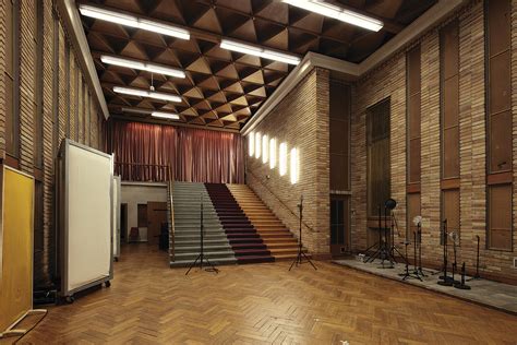 We got our start working with leaders in the entertainment world of los angeles, carrying the spirit of creative collaboration that defined our early successes through our work ever since. Studio File: Funkhaus Studios, Berlin