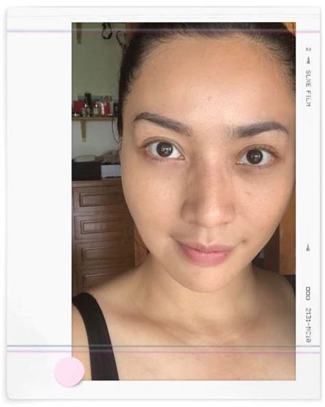 5 Potret Hesti Purwadinata Tanpa Makeup Pesona Awet Muda Kian