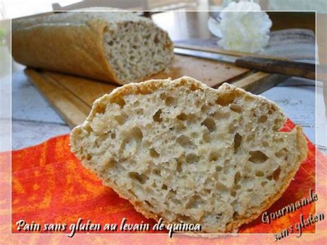 À la sortie du four, vérifier la cuisson en tapotant sur le pain : Recettes de Levain