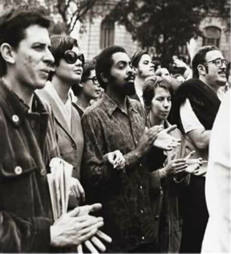 Gilberto passos gil moreira (born 26 june 1942), known professionally as gilberto gil (brazilian portuguese: Como artistas usaram a criatividade para driblar a censura ...