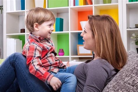 5 Cara Melatih Anak Berbicara Yang Menyenangkan
