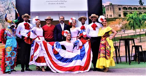 Jóvenes Rd Crean Ballet Folklórico Dominicano En Europa Ensegundos