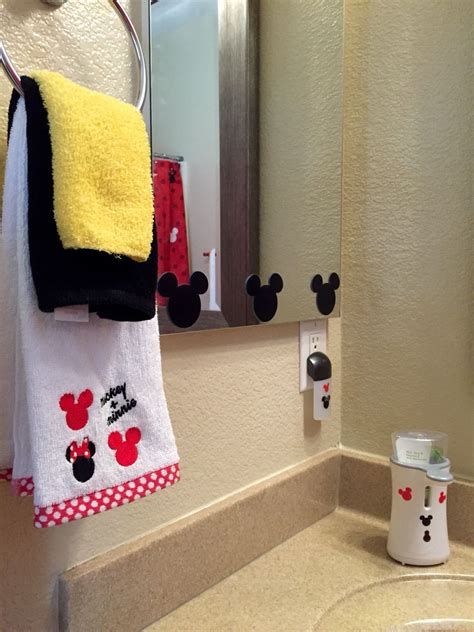 Mickey minnie mouse bath accessories and affordable options lets get started. Mickey and Minnie Mouse decor | Minnie mouse bathroom ...