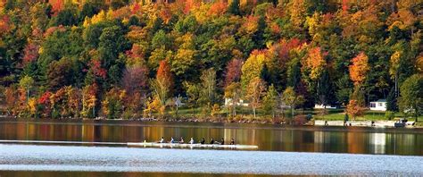 Top 3 Places To See Fall Foliage