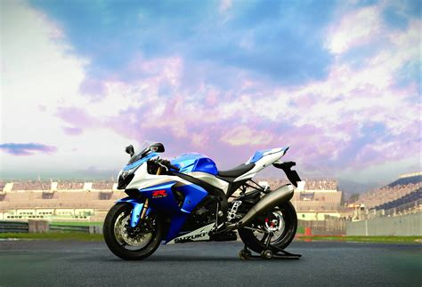 Suzuki Gsxr 1000 2017 Wallpapers Wallpaper Cave