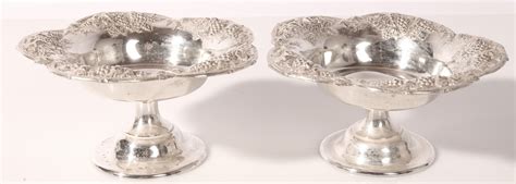 A very elegant and timeless sterling flatware pattern, made with old world careful craftsmanship. Forsythes' Auctions, LLC: Cincinnati Auctions