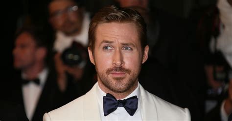 Ryan Gosling Will Put Fans On The Spot For Being Overly Aggressive When Asking For An Autograph