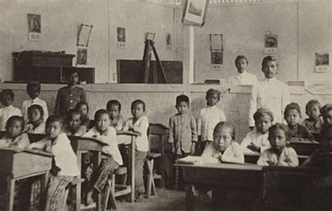 Pendidikan Zaman Kolonial Di Indonesia Bh News