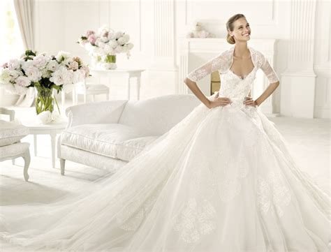 Maybe you would like to learn more about one of these? Prinzessinnen Brautkleider | Duchesse Hochzeitskleider