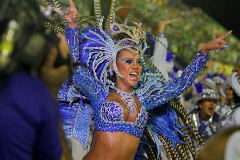 Escola De Samba Aparecida Aposta Em Enredo E Samba De