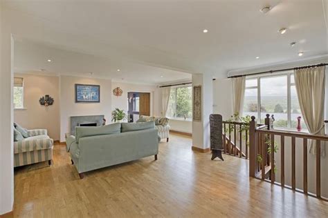 Ben Rhydding Drive Ilkley Ls29 6 Bedroom Detached House For Sale