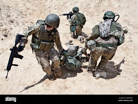 Special Forces Squad Hi Res Stock Photography And Images Alamy