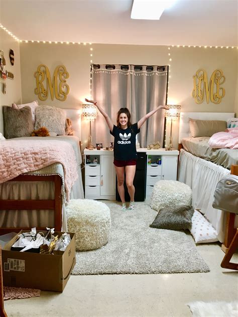 College Bedroom Ideas For Girls
