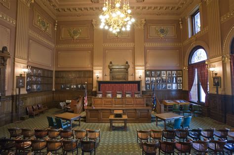 Indiana Establishes Six Commercial Courts