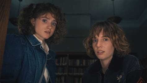 Stranger Things 4 The Unexpected Friendship Between Robin And Nancy