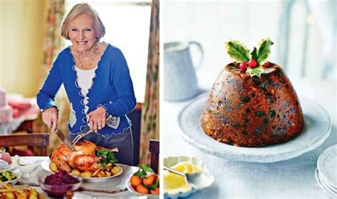 Mary berry's christmas day itinerary. Mary Berry Christmas recipes: Roast turkey and Christmas ...