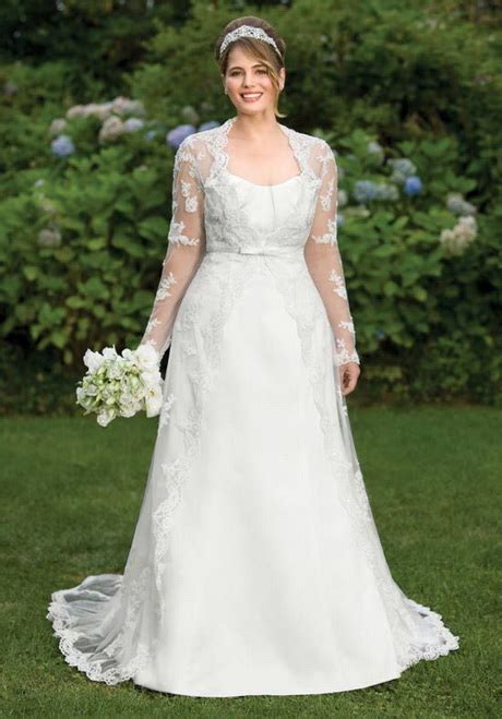 While some brides choose to wear both, or. Wedding dresses for chubby brides