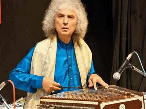 Trending News Shivkumar Sharma Famous Santoor Player Pandit Shivkumar