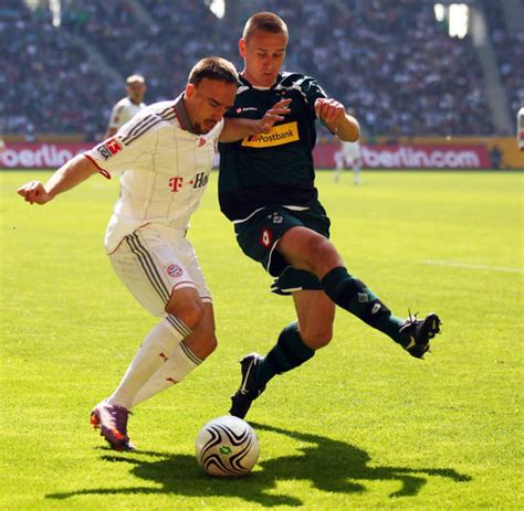 Deutschland österreich schweiz lichtenstein italien frankreich polen tschechien belgien luxemburg namibia welche zusätzliche fakten kennen sie zum thema? Kolumne "Querpass": Warum Schalke 04 nicht Deutscher ...