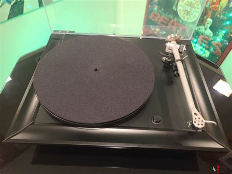 Rega P5 Turntable With Ttpsu For Sale Canuck Audio Mart