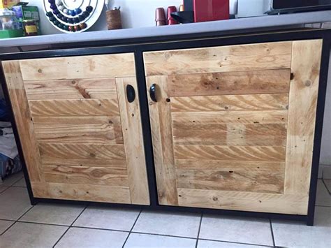 How to build kitchen cabinets out of pallets. Pallet Wood Sideboard / Kitchen Cabinets | 101 Pallets