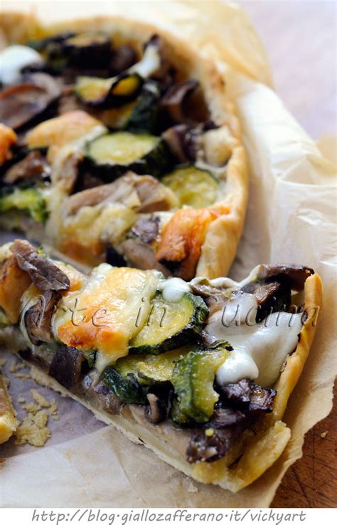 Torta salata zucchine e salmone senza uova. Pin su rustici e torte salate