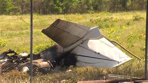 Video Plane Crashes At Arkansas Airport Bursts Into Flames Wbma