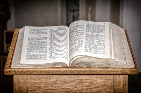 Our coworkers are pastors and missionaries that know the importance of the word of god, and live to see the scriptures getting to every living. Buku Kitab Suci Alkitab - Foto gratis di Pixabay