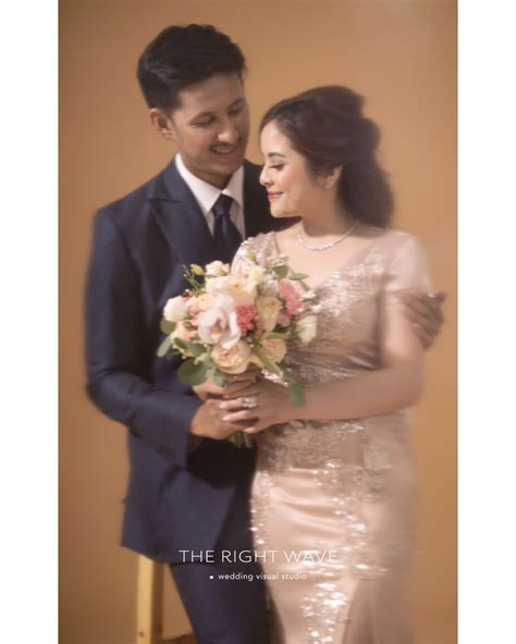 Foto prewedding jakarta akan membagikan pokok bahasan yang menarik yaitu tentang pengertian foto prewedding. Foto Prewedding: Foto Prewedding Formal