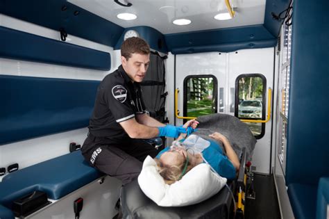 4 Essential Skills That Every Paramedic Must Have Cts Canadian Career