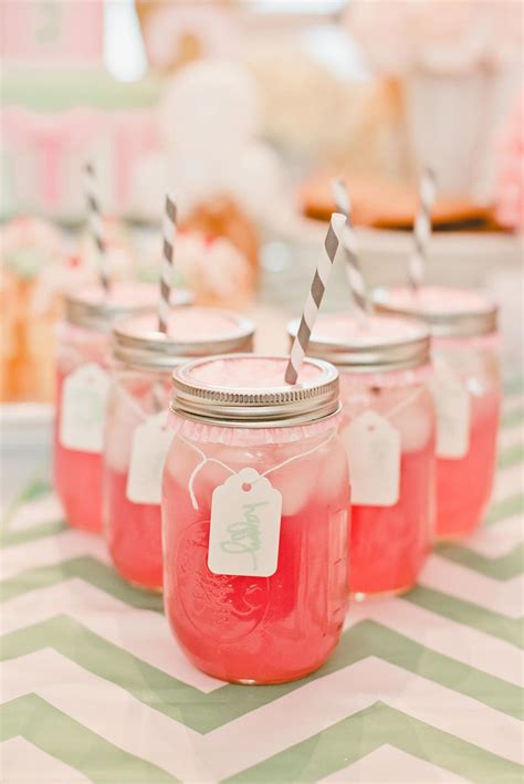 There are other things you'd rather be doing during your lunch break than crafting a few dozen intricate place cards. 20 Inspiring Spring Party Themes