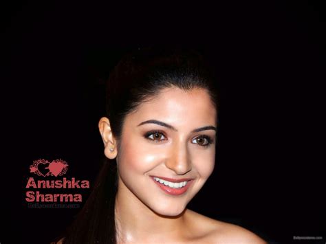 Anushka Sharma Wallpapers Anushka Hot Wallpapers Bollywood Actress Anushka Sharma Smiley And