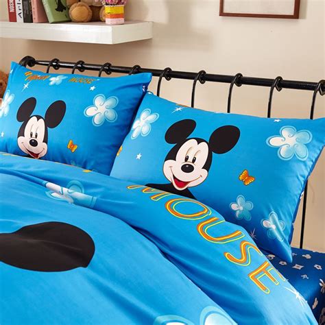 If you're having difficulty getting a mickey mouse toddler bedding set, then this web site can help you out. Classic Mickey Mouse Bedding Set Twin Queen Size ...