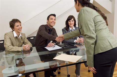 How To Nail An Interview - 14 Easy Steps To get The Job - How Of Everything