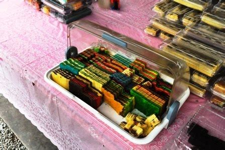 B/p dayang salhah binti awg weldan. MY INVISIBLE.. SELF: KEK LAPIS - DAYANG SALHAH VS. MIRA ...