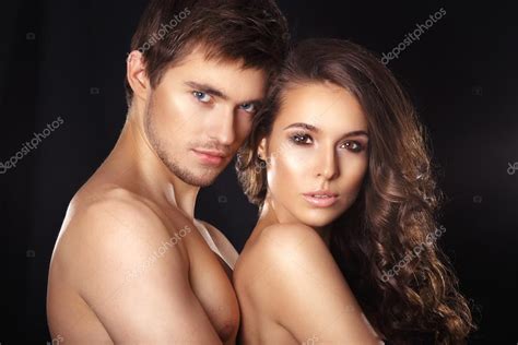 Kissing Couple Portraitsexy Beauty Coupleportrait Of Happy Loving Couplepure Passion — Stock