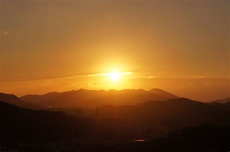 Pourquoi Appelle T On Le Japon Pays Du Soleil Levant