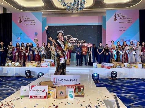 Puteri indonesia 2020 miss universe indonesia 2020 grand prize winner face of asia 2019 @senyumdesa #nothingworthhavingcomeseasy. Model Internasional, 10 Potret Ayu Maulida Finalis Puteri ...