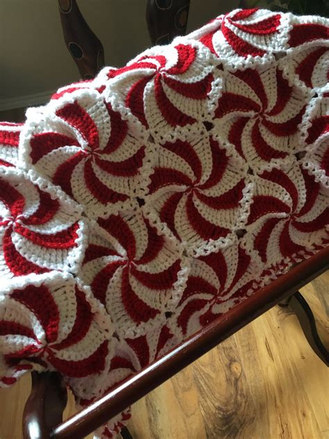 Peppermint Starlight Christmas Afghan Red And White Swirl Etsy